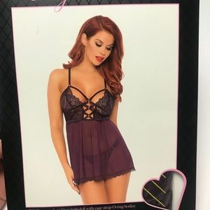 LEG AVE babydoll set
